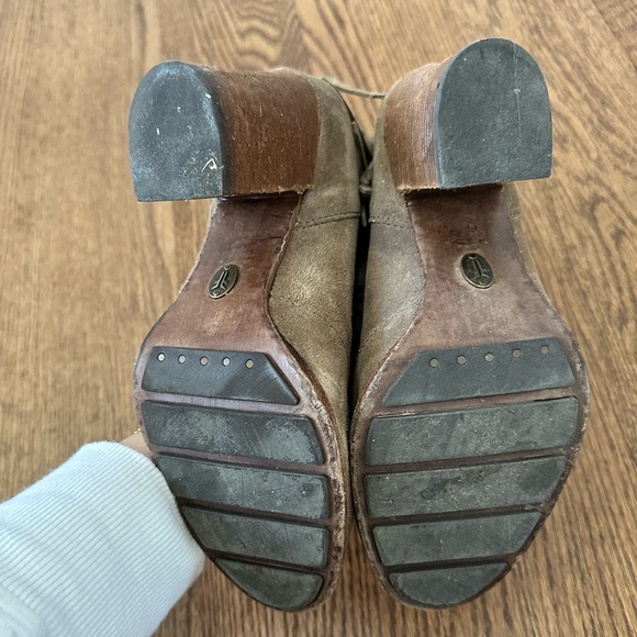 Frye tassel leather booties size 7.5 - Picture 8 of 10